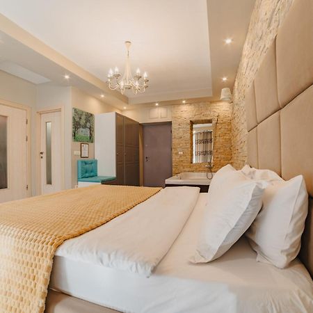 Romantic Jacuzzi Belleview Studio 锡纳亚 外观 照片