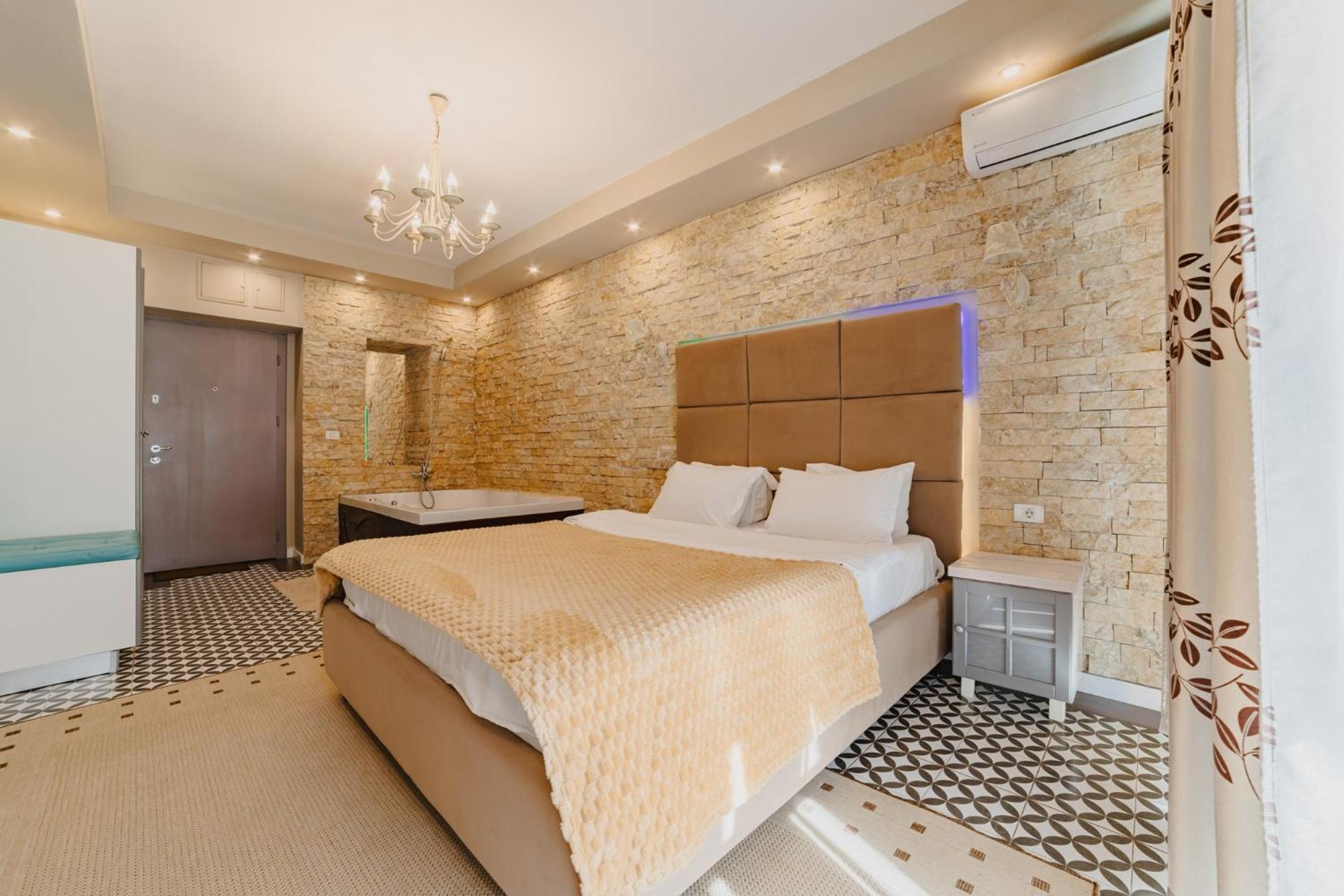 Romantic Jacuzzi Belleview Studio 锡纳亚 外观 照片